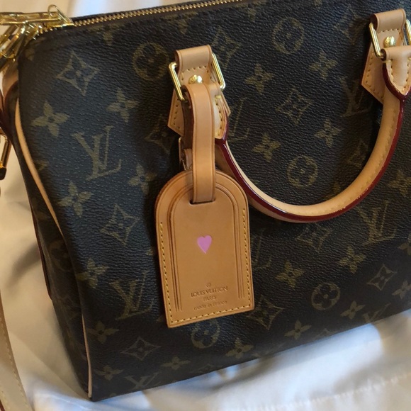 Louis Vuitton Accessories - Louis Vuitton luggage tag